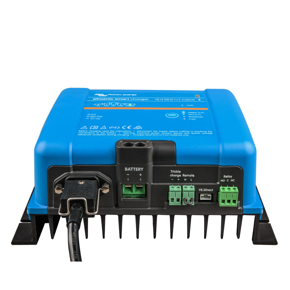 Victron Phoenix Smart IP43 Charger 12V / 30A (1+1 Outputs)